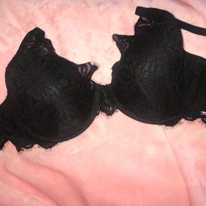 Black Lightly Lined Date Bra